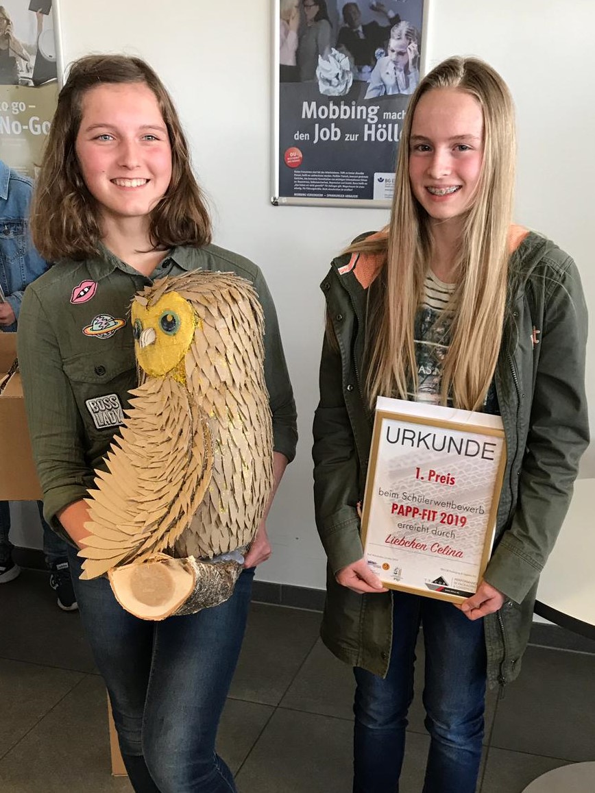 Elena Hock und Celina Liebchen. Zu Zweit Nummer 1.